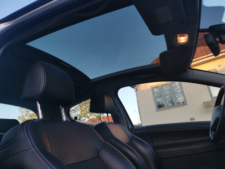 Peugeot 207 1,6 GT 3d