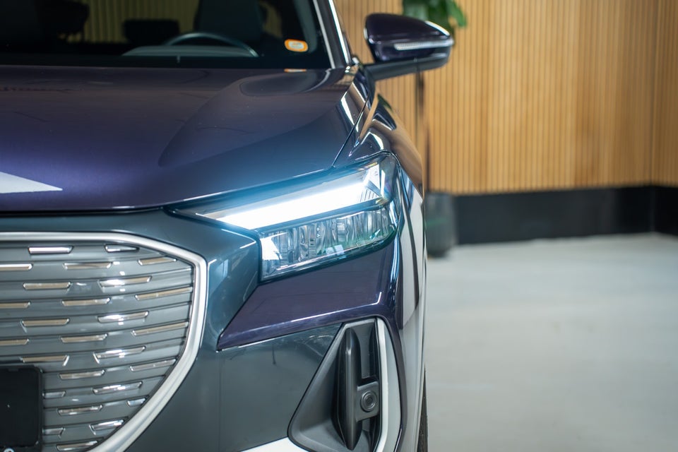 Audi Q4 e-tron 40 S-line 5d