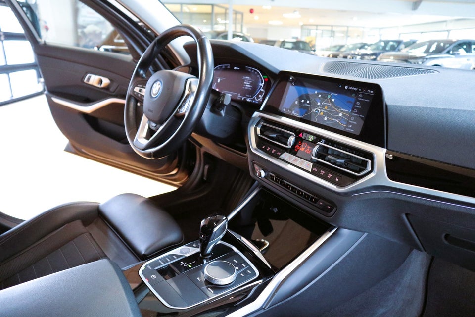 BMW 330e 2,0 Touring Sport Line aut. 5d