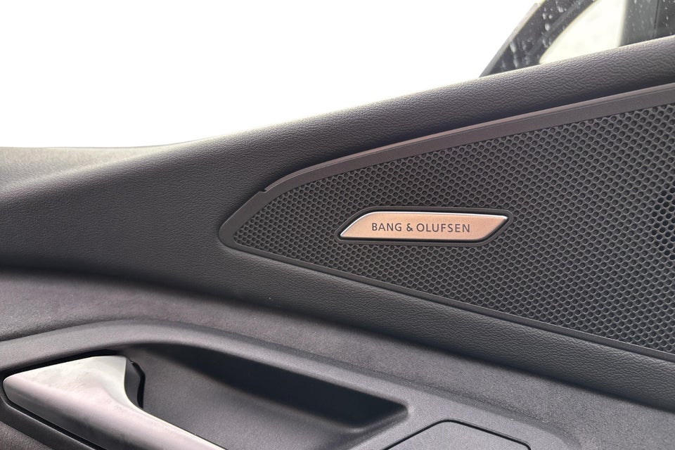 Audi Q6 e-tron Ultra quattro 5d