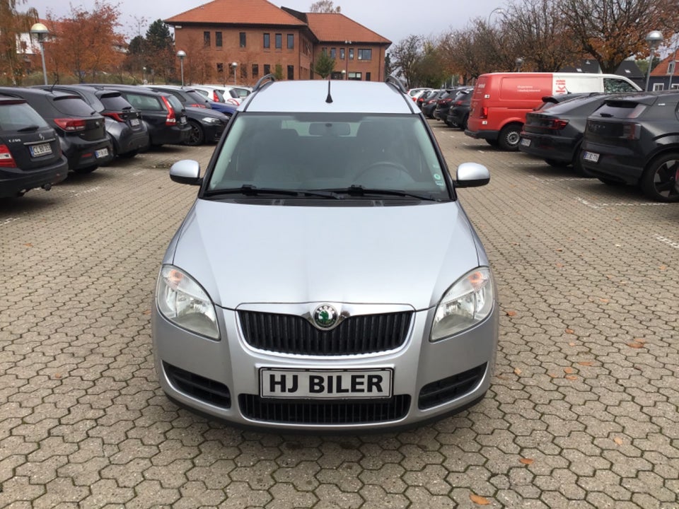 Skoda Roomster 1,4 16V Style 5d