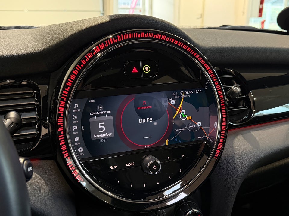 MINI Cooper SE Camden Edition 3d