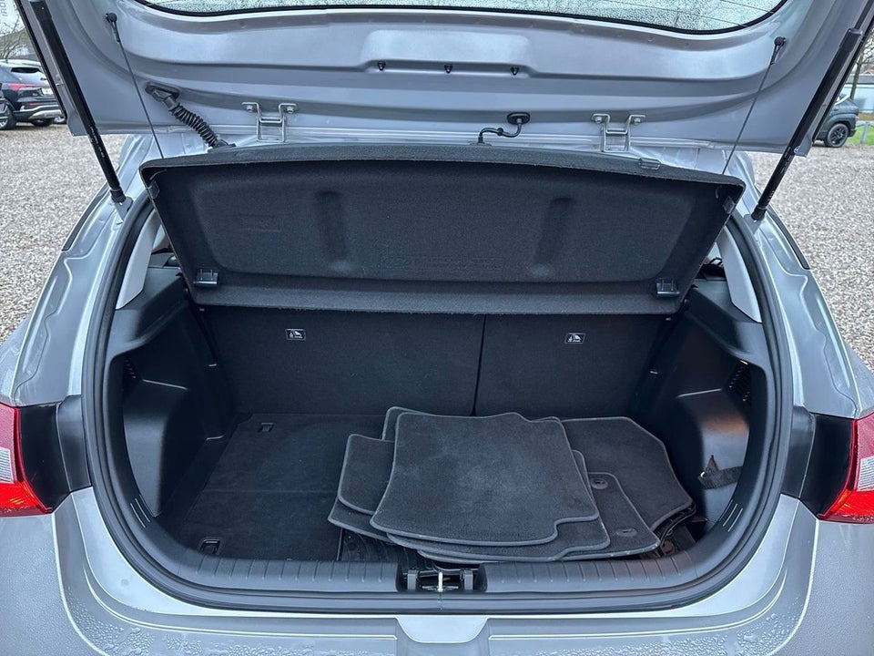 Hyundai i20 1,0 T-GDi Advanced DCT 5d