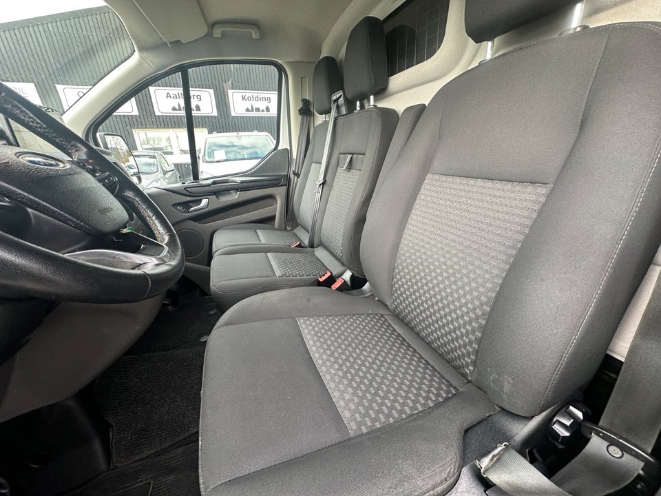 Ford Transit Custom 300 L2 2,0 TDCi 130 Trend aut.