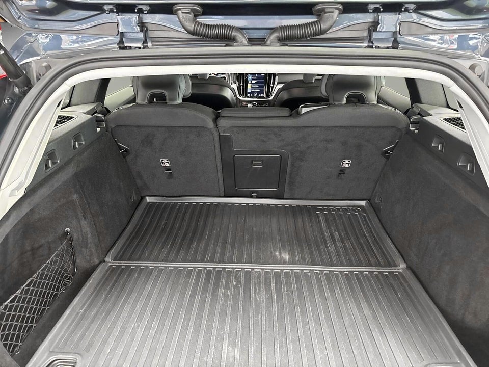 Volvo V60 2,0 T6 ReCharge Inscription X aut. AWD 5d