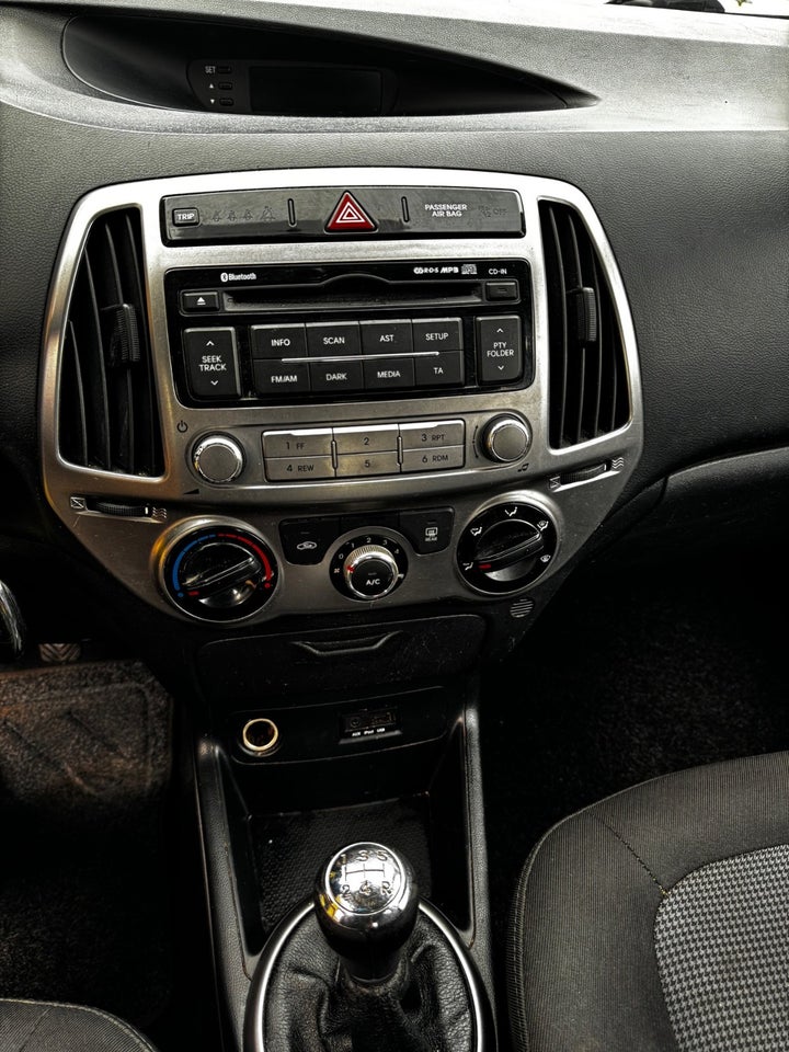 Hyundai i20 1,25 Comfort 5d