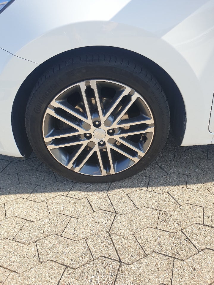 Kia Rio 1,0 T-GDi Collection DCT 5d