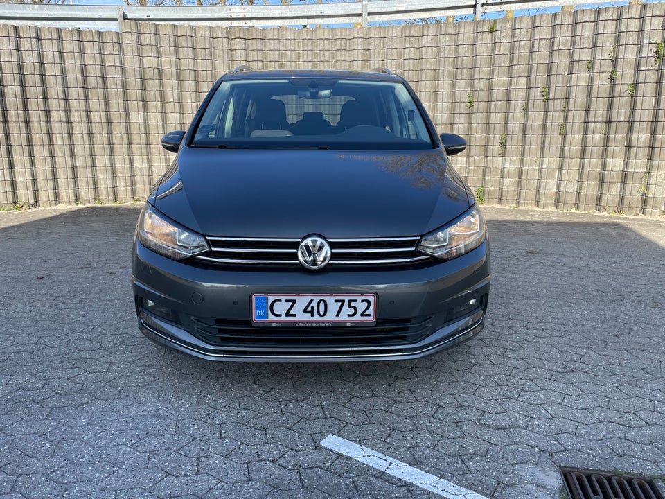 VW Touran 2,0 TDi 150 Highline DSG 7prs 5d