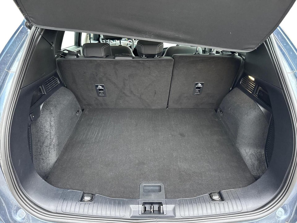 Ford Kuga 2,5 PHEV Titanium CVT 5d