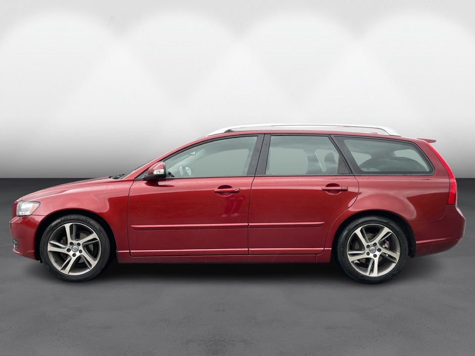 Volvo V50 1,6 D2 115 Momentum 5d