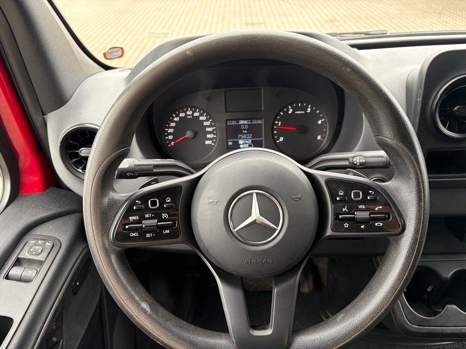 Mercedes Sprinter 214 2,2 CDi A2 Kassevogn aut. FWD
