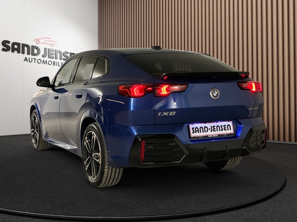 BMW iX2 xDrive30 M-Sport Premium 5d