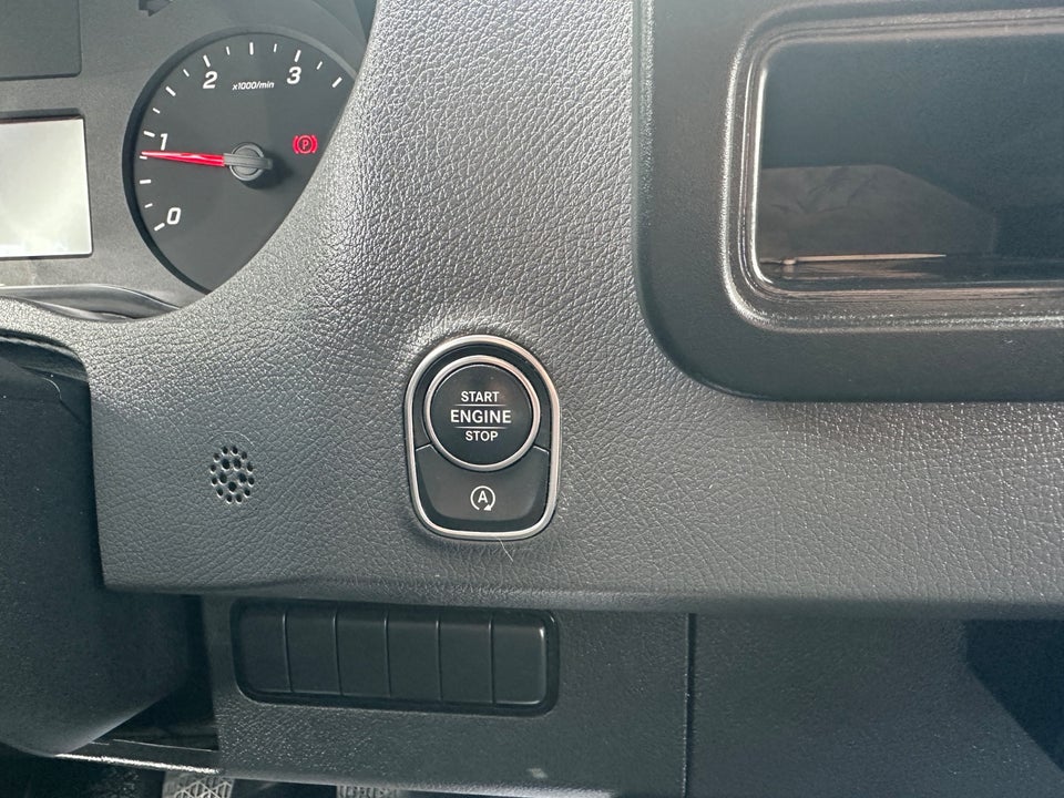 Mercedes Sprinter 317 2,0 CDi A3 Kassevogn RWD