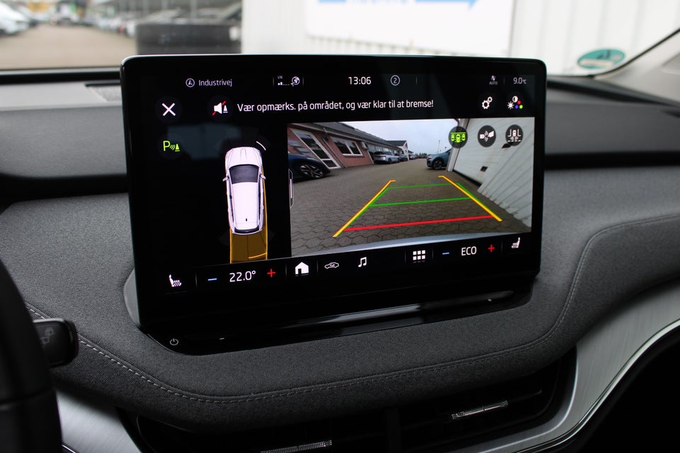 Skoda Enyaq 60 iV Loft 5d