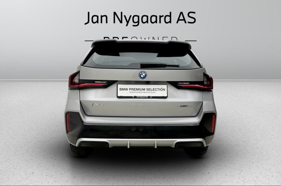 BMW iX1 xDrive30 M-Sport 5d