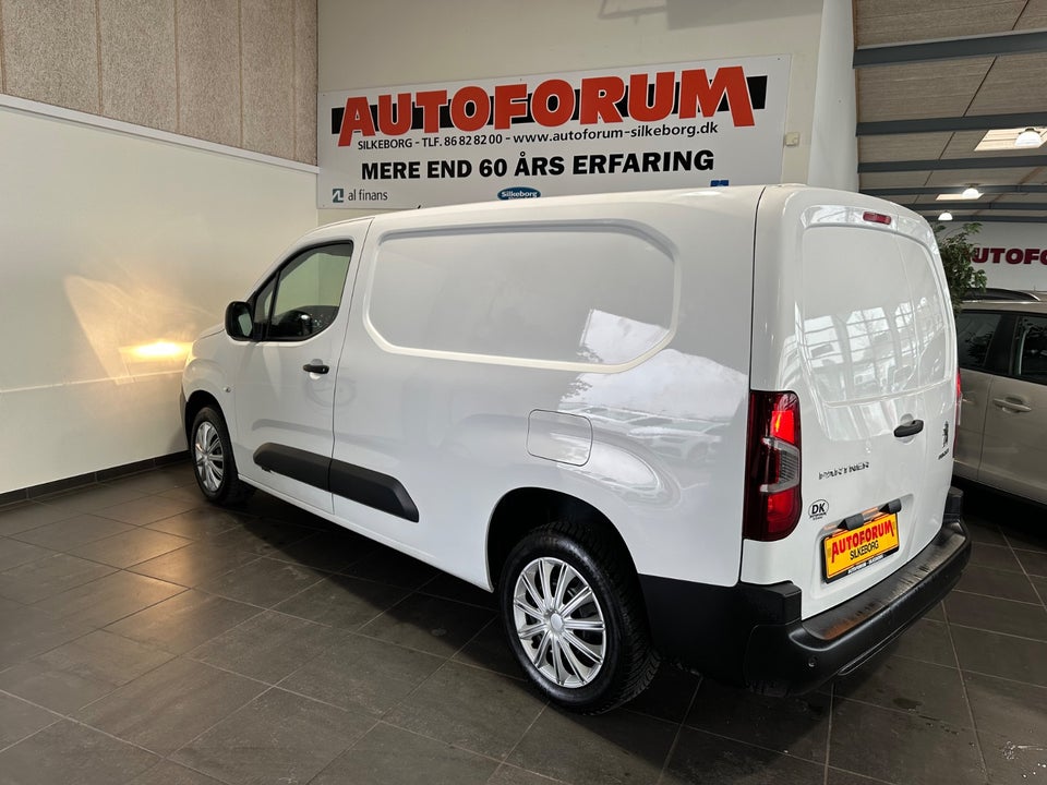 Peugeot Partner 1,5 BlueHDi 130 L2V2 Plus EAT8 Van