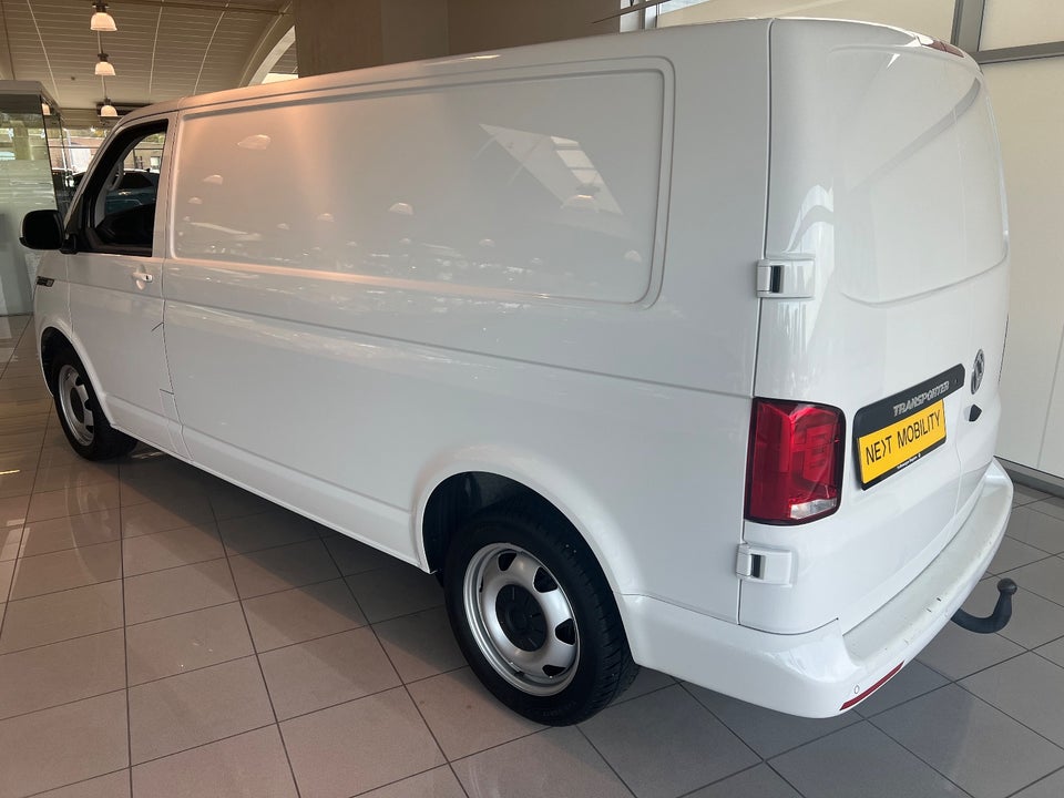 VW Transporter 2,0 TDi 150 Kassevogn DSG lang