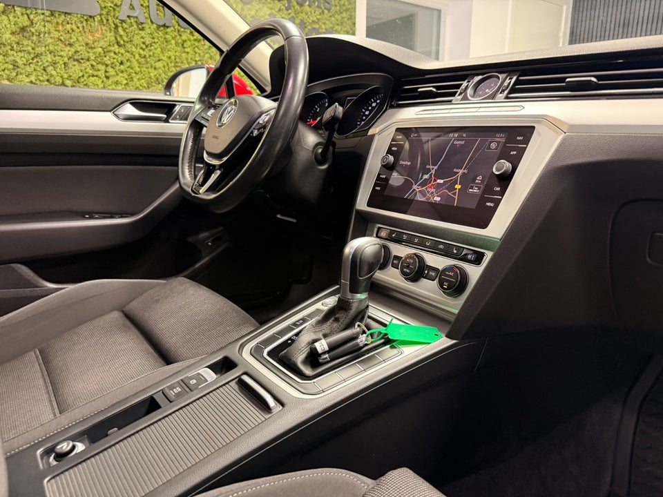 VW Passat 1,6 TDi 120 Comfortline Variant DSG 5d