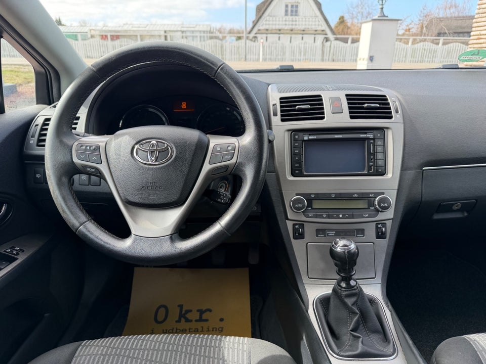 Toyota Avensis 1,8 VVT-i TX 4d