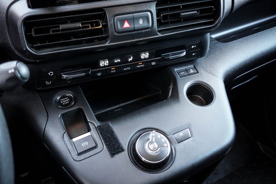 Peugeot Partner 1,5 BlueHDi 130 L2V2 Plus EAT8 Van