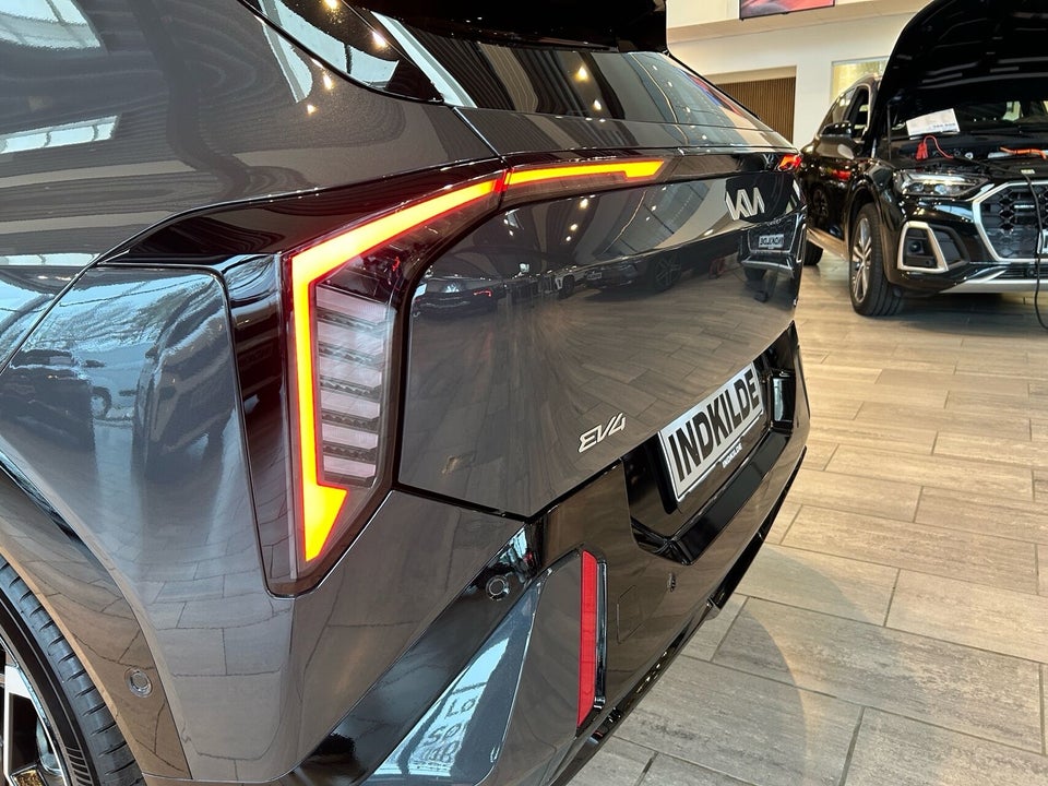 Kia EV4 81 Long Range GT-Line 5d