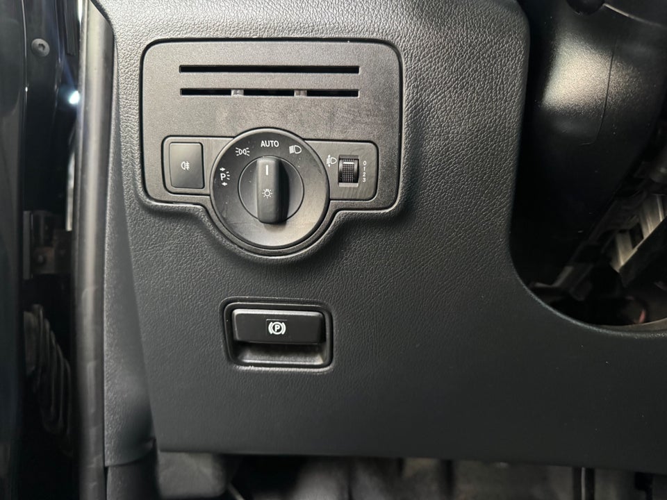 Mercedes Vito 119 2,0 CDi Kassevogn aut. L RWD