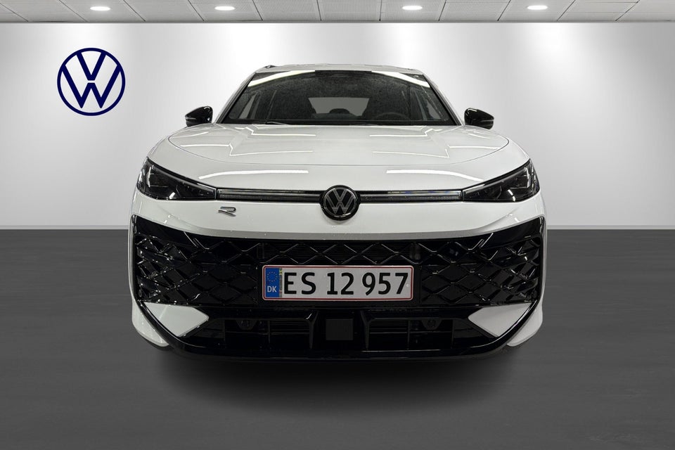 VW T-Roc 1,5 eTSi 150 R-line DSG 5d