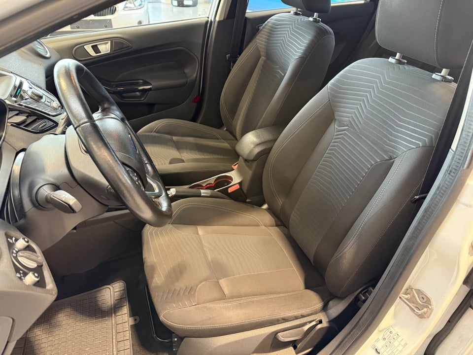 Ford Fiesta 1,0 SCTi 100 Titanium 5d