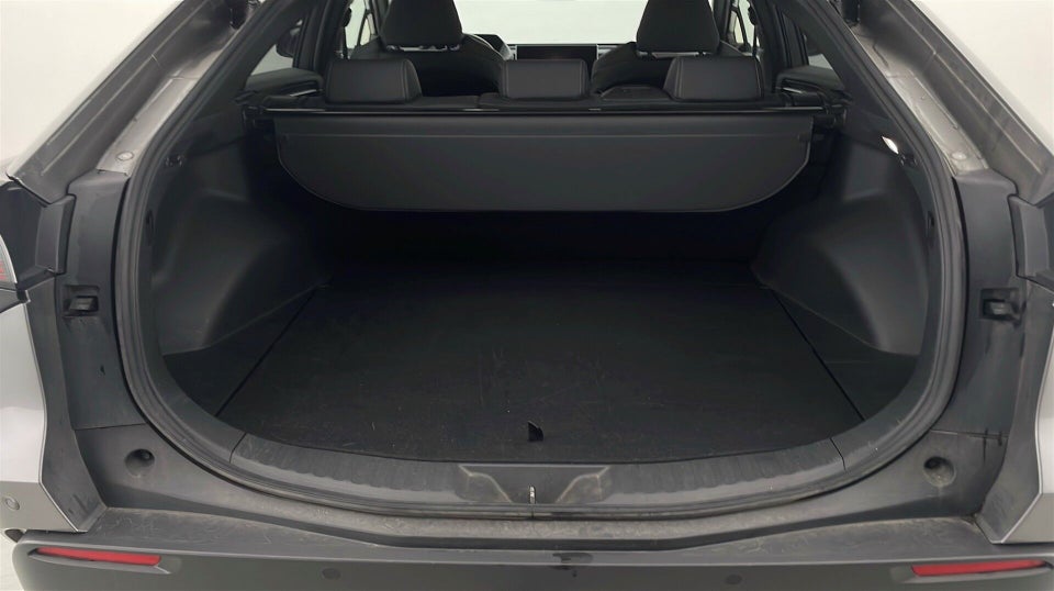 Toyota bZ4X Prestige AWD 5d