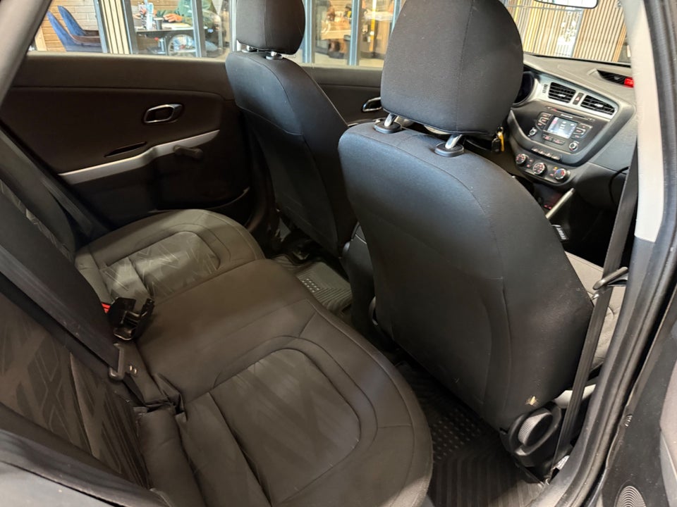 Kia Ceed 1,4 CVVT Active 5d