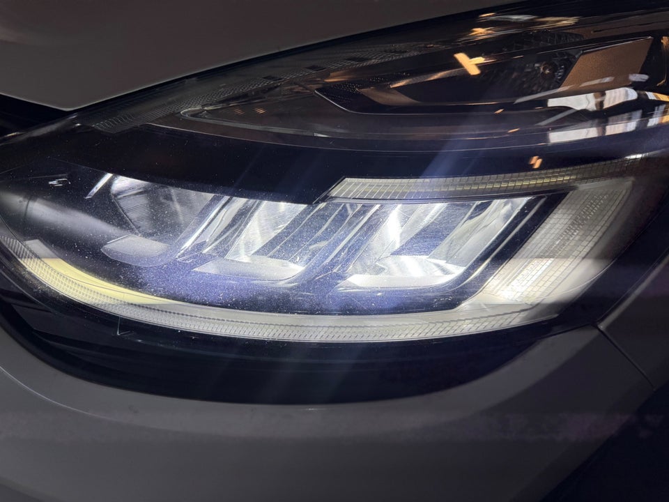 Renault Clio IV 1,5 dCi 90 Limited Sport Tourer 5d