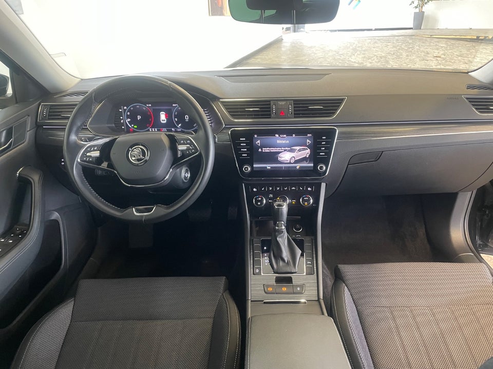 Skoda Superb 2,0 TDi 150 Style Combi DSG 5d