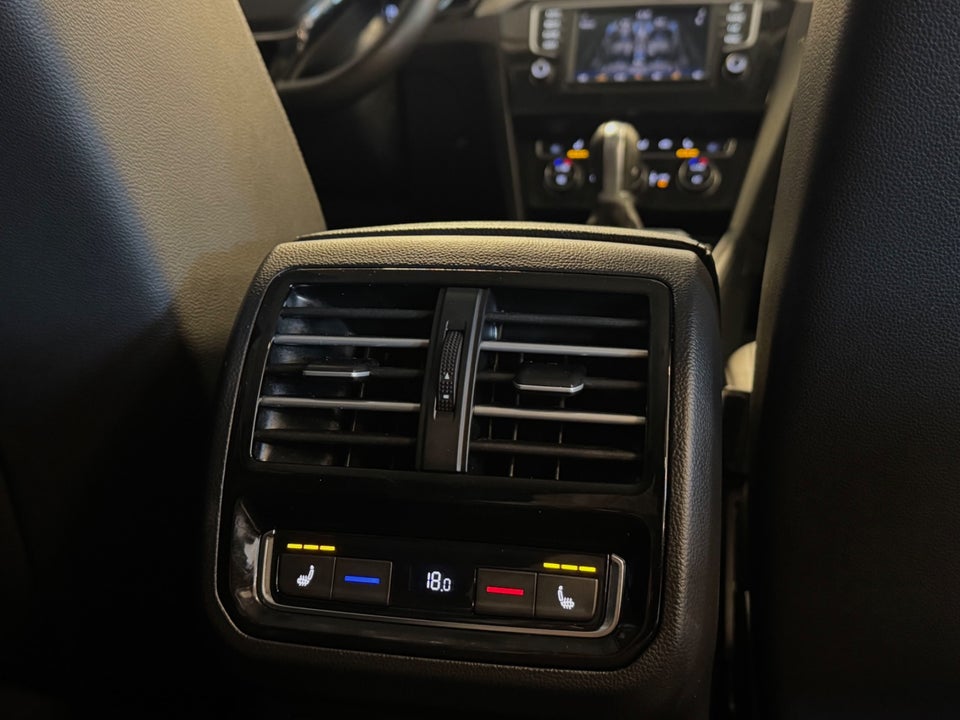 VW Passat 2,0 TDi 150 Highline Premium Variant DSG 5d