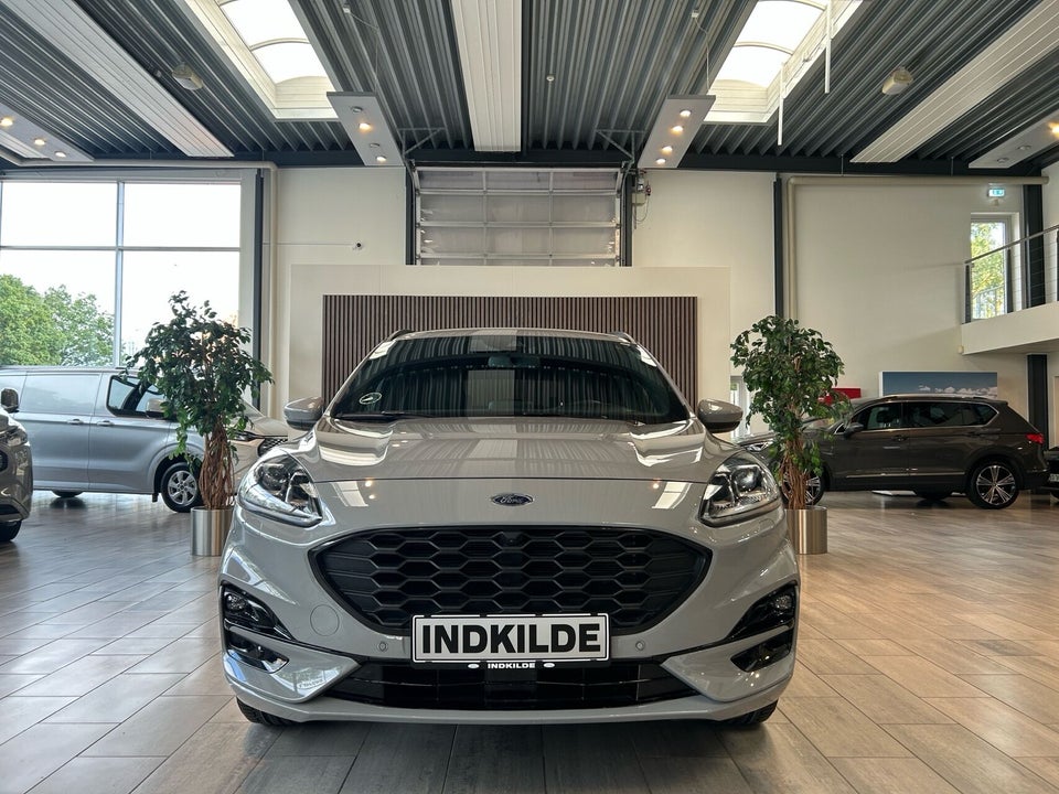 Ford Kuga 2,5 PHEV Graphite Tech CVT 5d