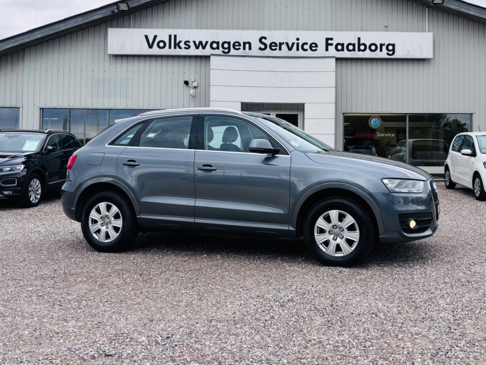 Audi Q3 1,4 TFSi 150 S-tr. 5d