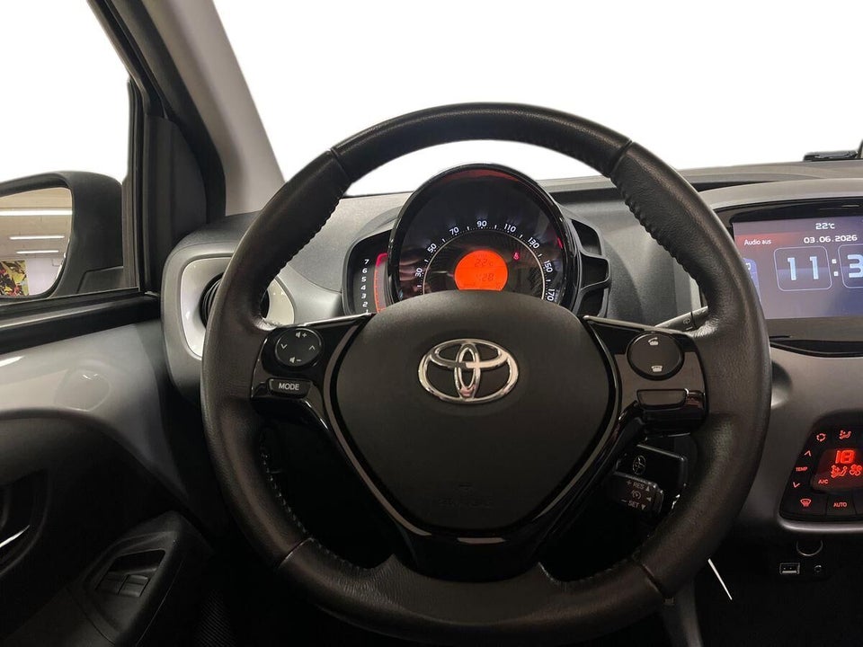 Toyota Aygo 1,0 VVT-i x-sky 5d