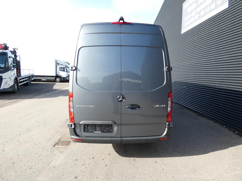 Mercedes Sprinter 317 2,0 CDi A4 Kassevogn aut. RWD