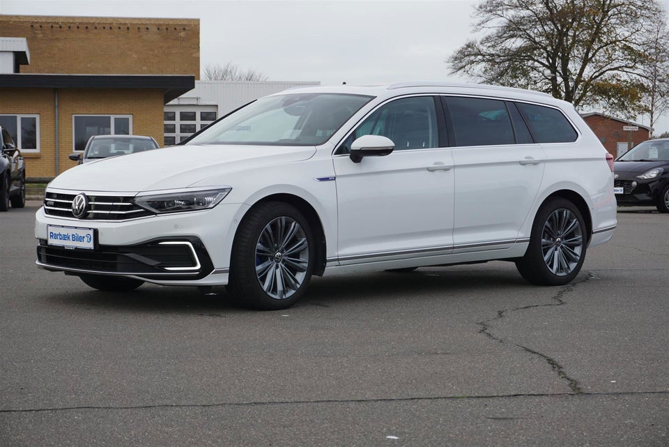 VW Passat 1,4 GTE+ Pro Variant DSG 5d