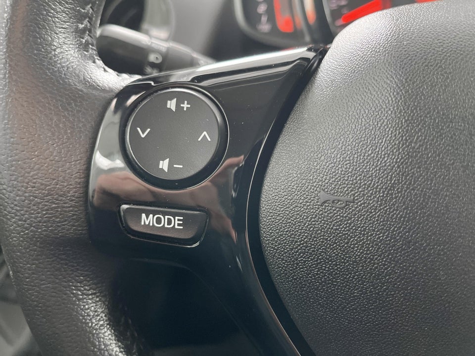 Peugeot 108 1,0 e-VTi 72 Evolution 5d