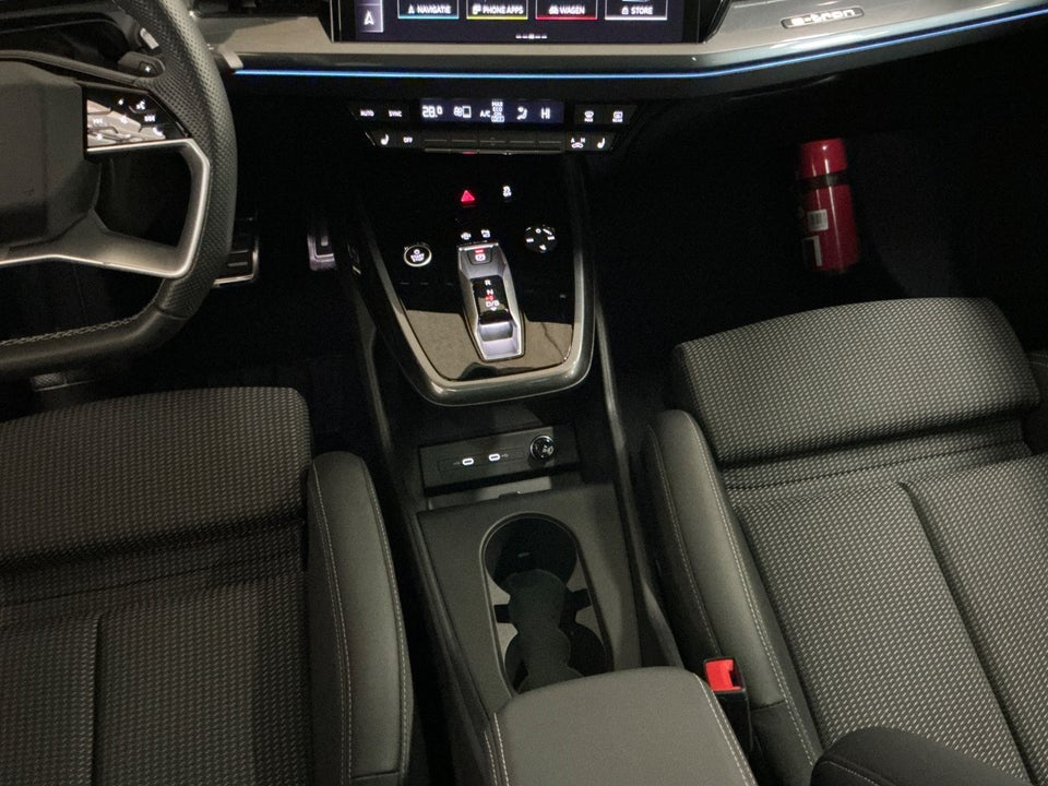 Audi Q4 e-tron 45 S-line 5d