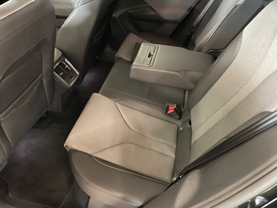 Skoda Enyaq 80 iV Loft 5d