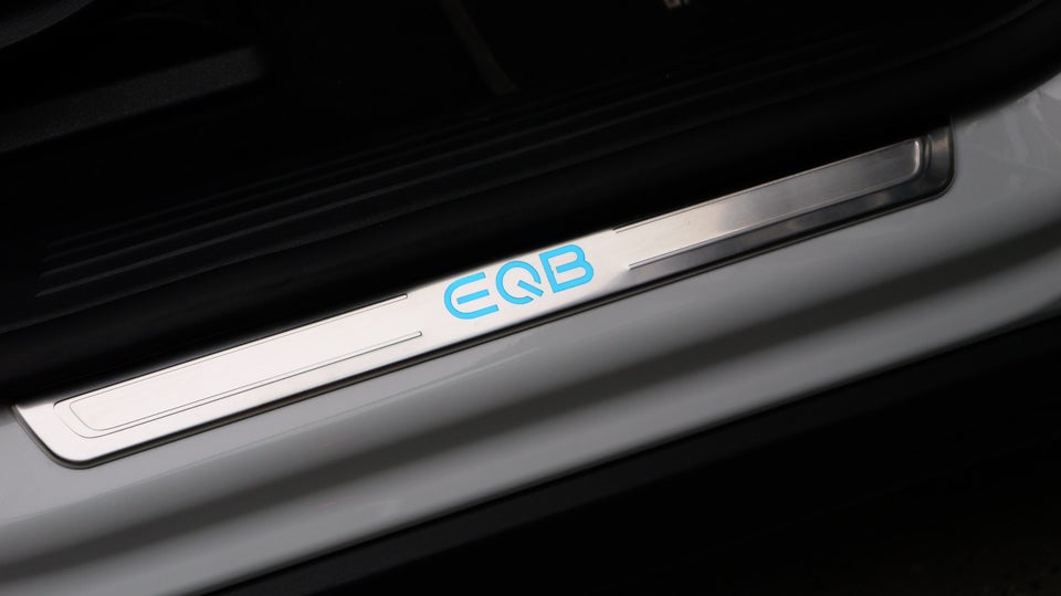 Mercedes EQB250+ AMG Line 7prs 5d