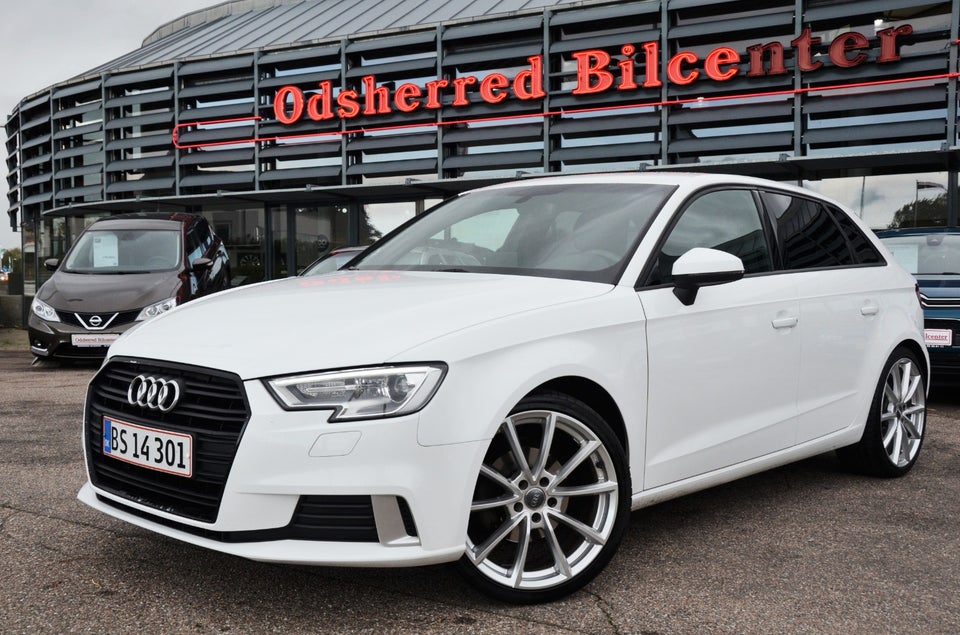 Audi A3 35 TFSi Sport Limited Sportback S-tr. 5d