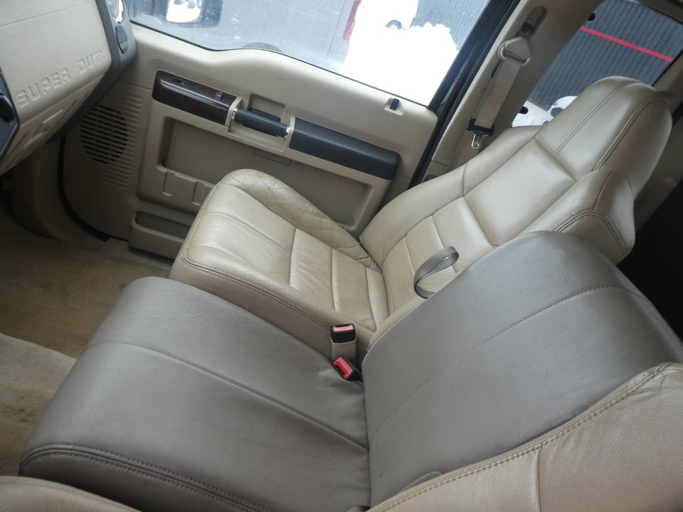 Ford F-250 6,4 V8 TD Super Duty Lariat aut. 4x4 4d