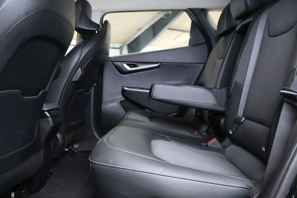 Kia EV6 77 Long Range Active Business 5d