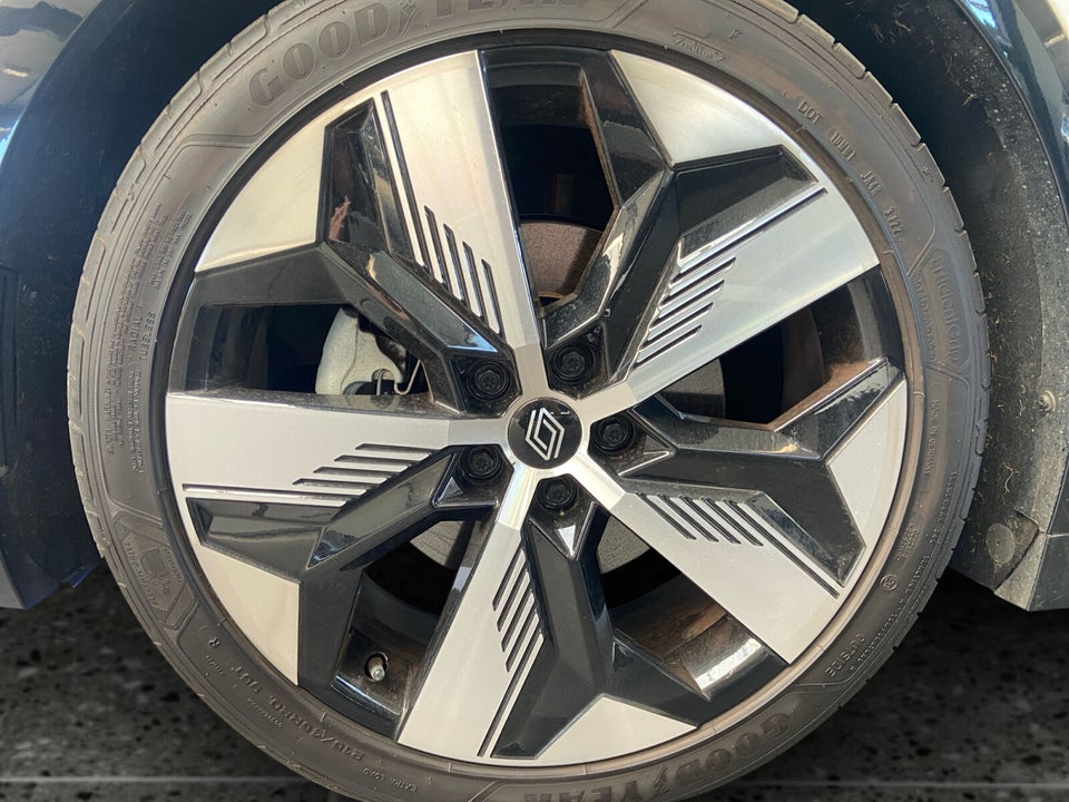 Renault Megane E-Tech 60 Techno 5d