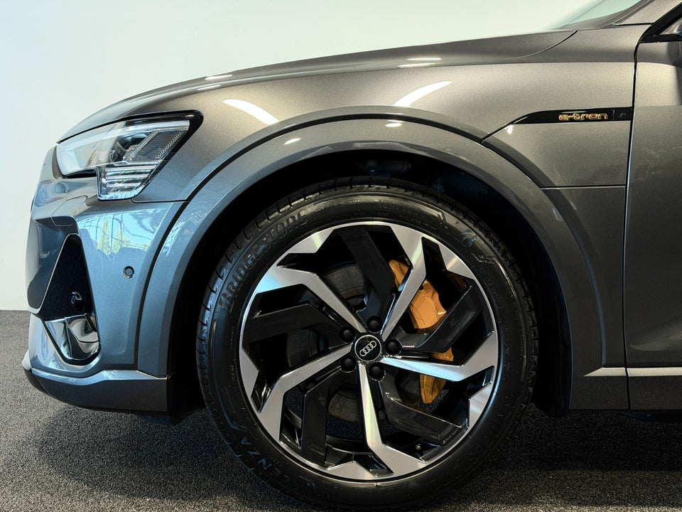 Audi e-tron 55 S-line Sportback quattro 5d