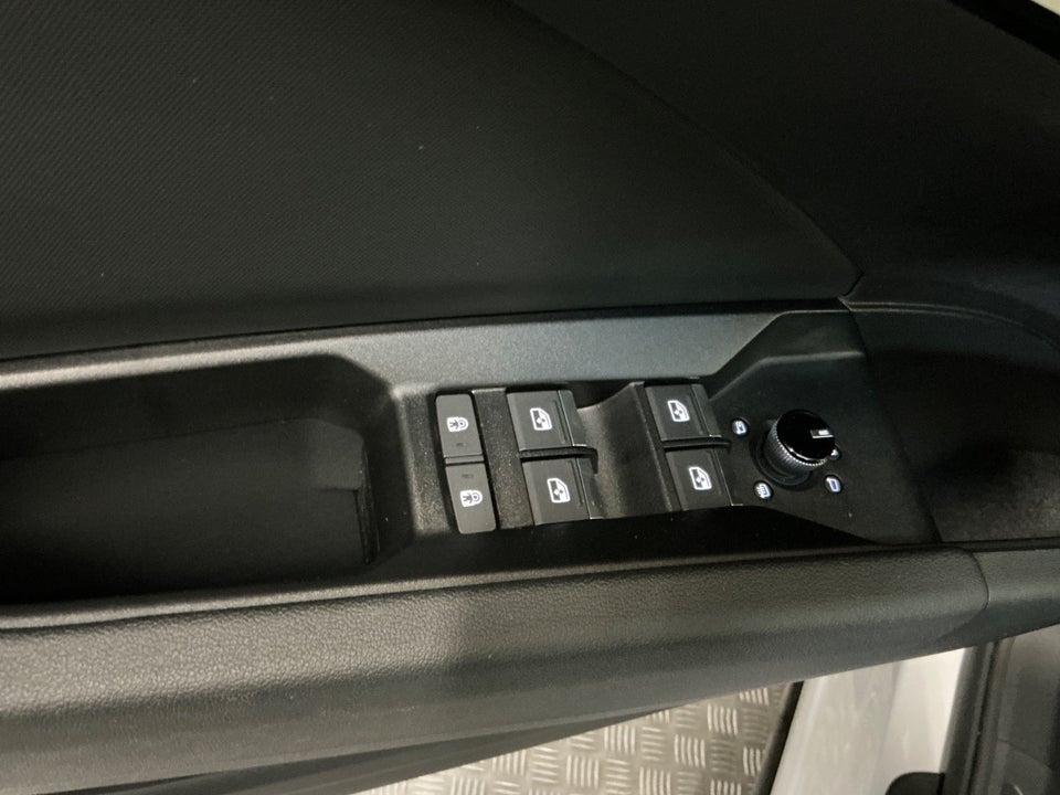 Audi Q4 e-tron 50 S-line quattro 5d