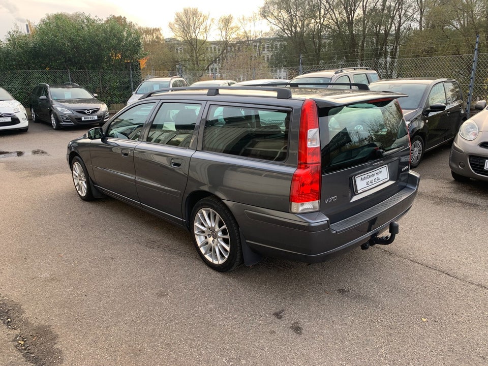 Volvo V70 2,4 170 Kinetic aut. 5d