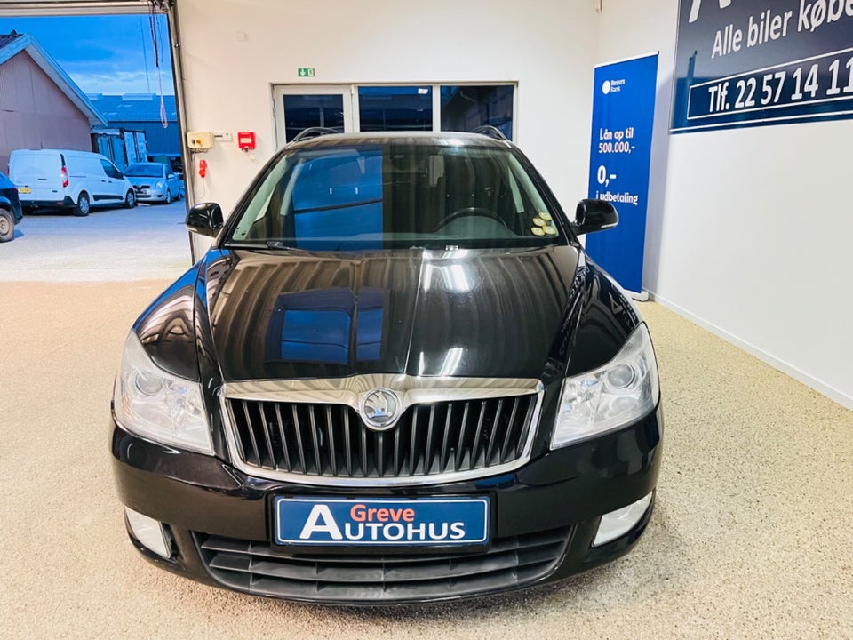 Skoda Octavia 1,8 TSi 160 Ambiente Combi 5d